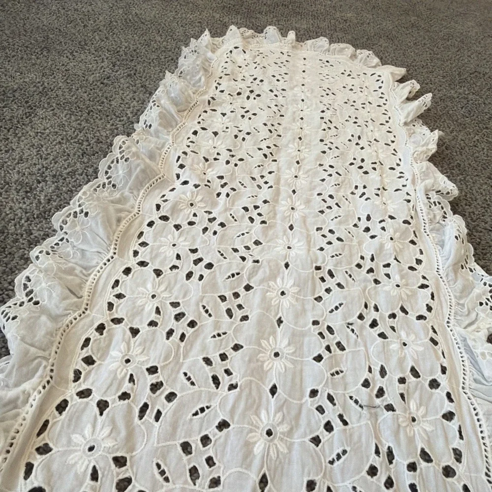 Vintage White Cotton Dresser Scarf Doily Embroidered Floral Lace Trim 14